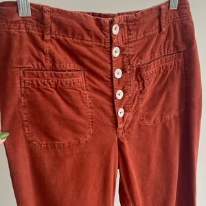 Free People Rust colored super high-waisted corduroy pants - capri style.